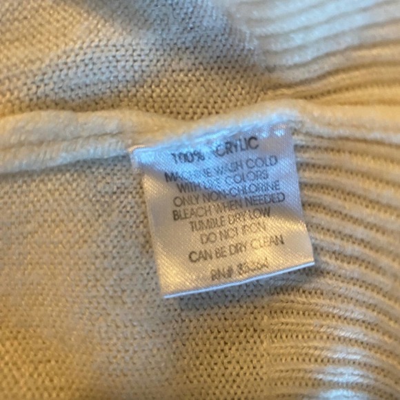 Energie Short Sleeve Sweater Size XL - Picture 5 of 5